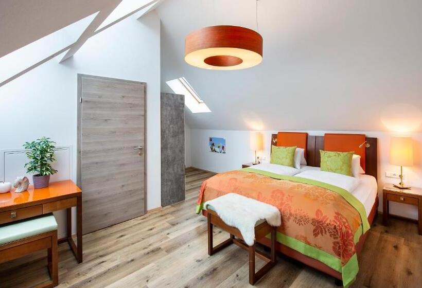 Апартаменты Пентхаус 1 Спальня, Feriendorf Edelweiss