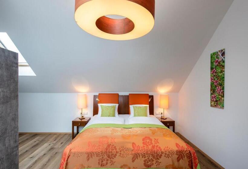 Апартаменты Пентхаус 1 Спальня, Feriendorf Edelweiss