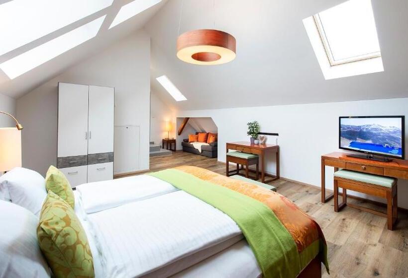 Апартаменты Пентхаус 1 Спальня, Feriendorf Edelweiss