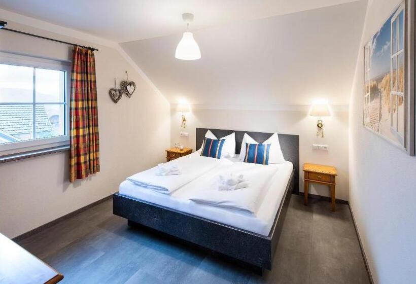 Апартаменты 2 Спальни, Feriendorf Edelweiss