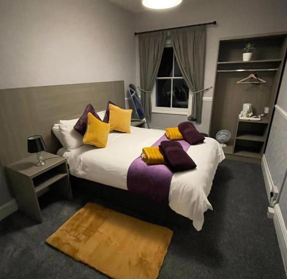 اتاق استاندارد, The Castlegate Arms