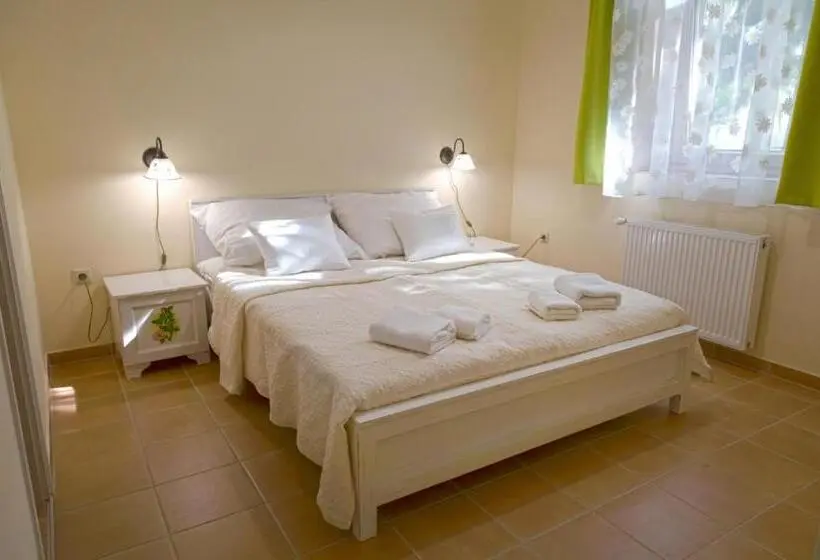１ベッドルームのデラックスアパートメント, Balzsam Apartmanház