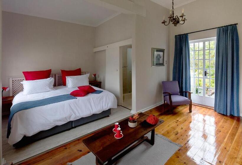 Номер Deluxe Вид на Сад, Seven Gables