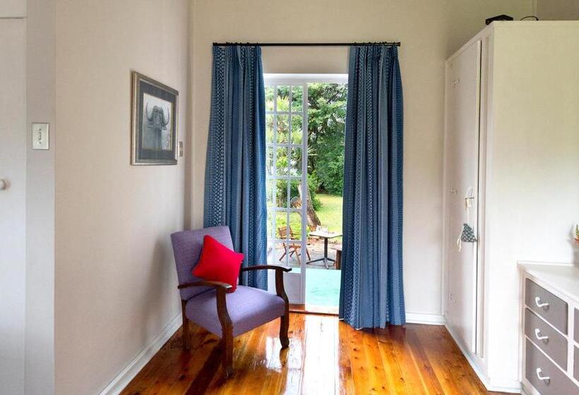 Номер Deluxe Вид на Сад, Seven Gables