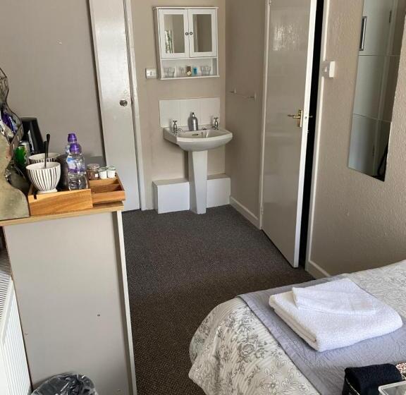 اتاق لوکس, The Old Brasserie & Rooms @ No.8