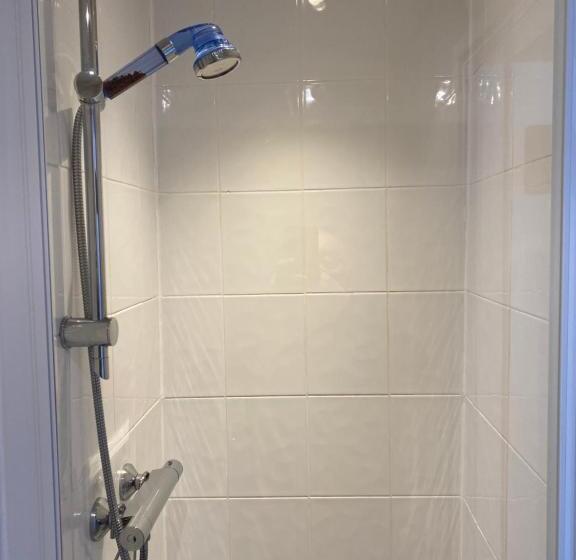 اتاق لوکس, The Old Brasserie & Rooms @ No.8