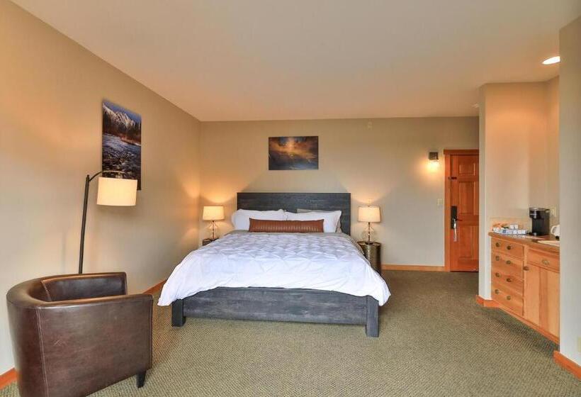 Люкс Кровать Кинг, Solstice Suites