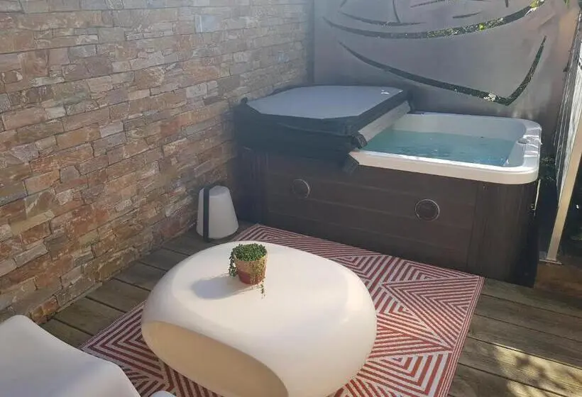 Sviitti Poreallas, L Essentiel