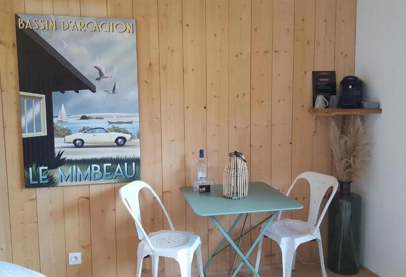 سوئیت با وان آب گرم, L Essentiel