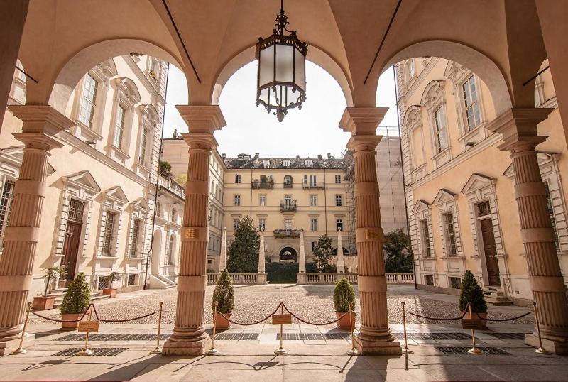 شقة غرفة واحدة, Palazzo Graneri