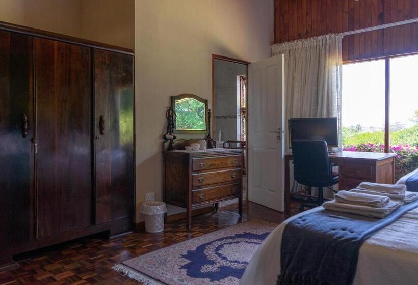 חדר סופריור לשלושה, Voelroepersfontein