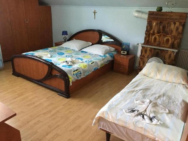 اتاق استاندارد سه تخته با بالکن, Casa Firuta Borsa