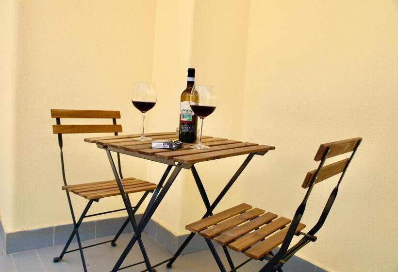 חדר סופריור לארבעה, Andolfi 24 Rooms