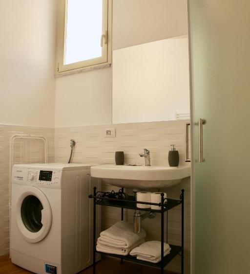 סוויטה משפחתית, Andolfi 24 Rooms