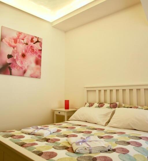 סוויטה משפחתית, Andolfi 24 Rooms