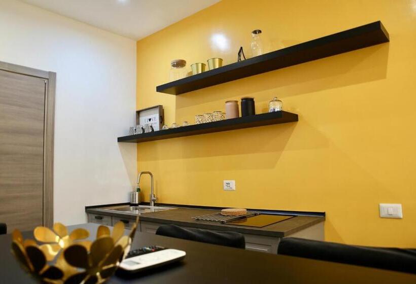 סוויטה משפחתית, Andolfi 24 Rooms