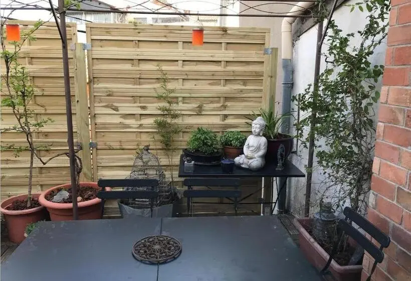 Standard-huone Terassi, Chambre Indépendante Avec Sdb Terrasse Privative. Centre Ville