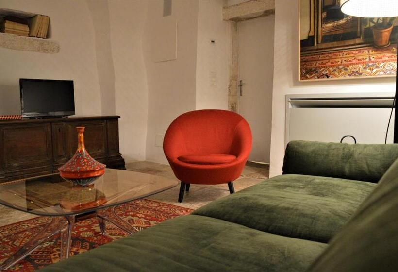 سوییت با استخر, Il Sogno Delle Benedettine