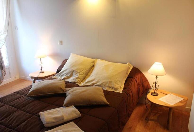 Номер Стандарт Трехместный, Les Cremades