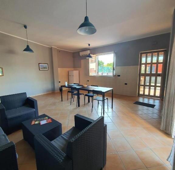 اتاق استاندارد, Bed & Breakfast Neapolis