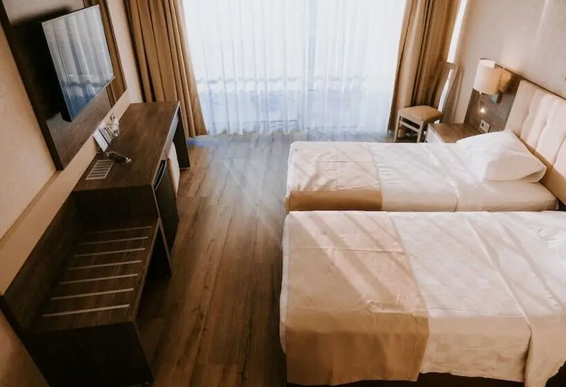 اتاق استاندارد با چشم‌انداز دریا, Faustina Hotel & Spa