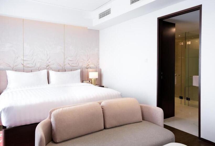 Полулюкс, Atria Hotel Gading Serpong