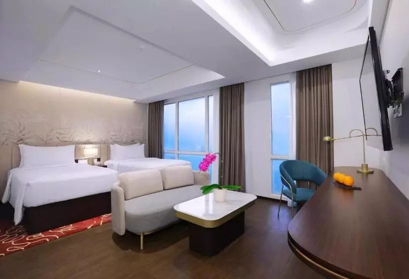 سوییت جونیور, Atria Hotel Gading Serpong