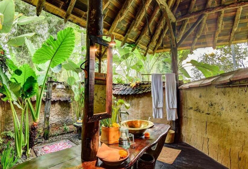 منزل غرفتين نوم, Bambu Indah