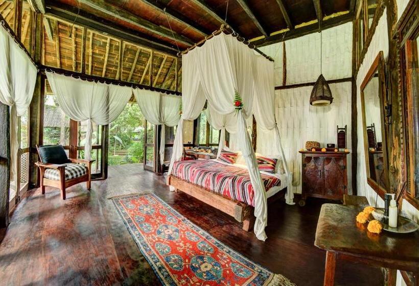 منزل غرفتين نوم, Bambu Indah