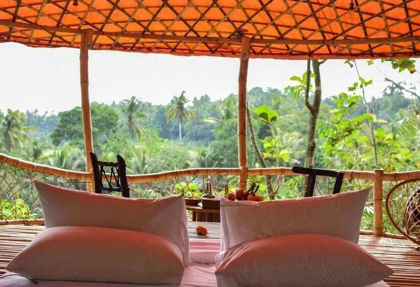 كوخ قياسي, Bambu Indah