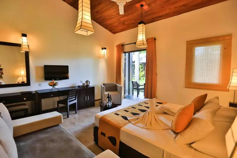اتاق لوکس, Chaarya Resort & Spa
