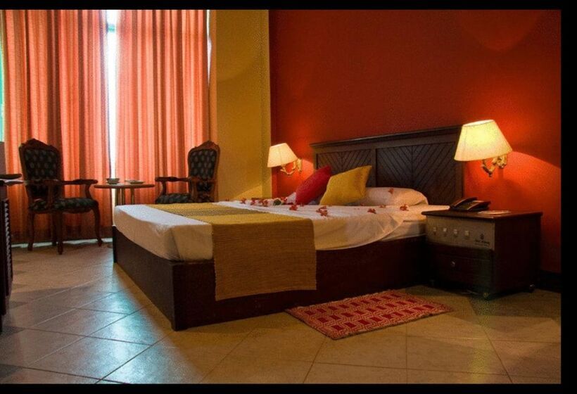 Habitación Superior, Clarion