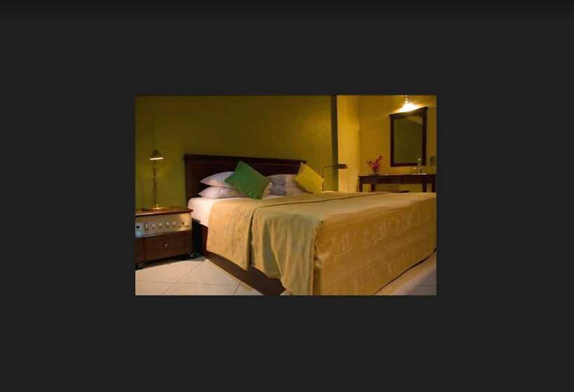 חדר סופריור, Clarion