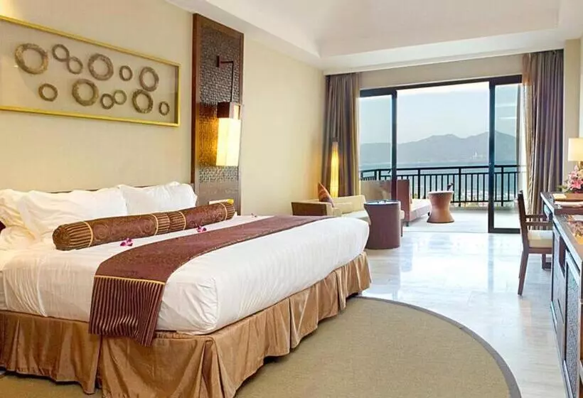 庭の見えるプレミアムルーム, Crowne Plaza Danang Hotel & Resort
