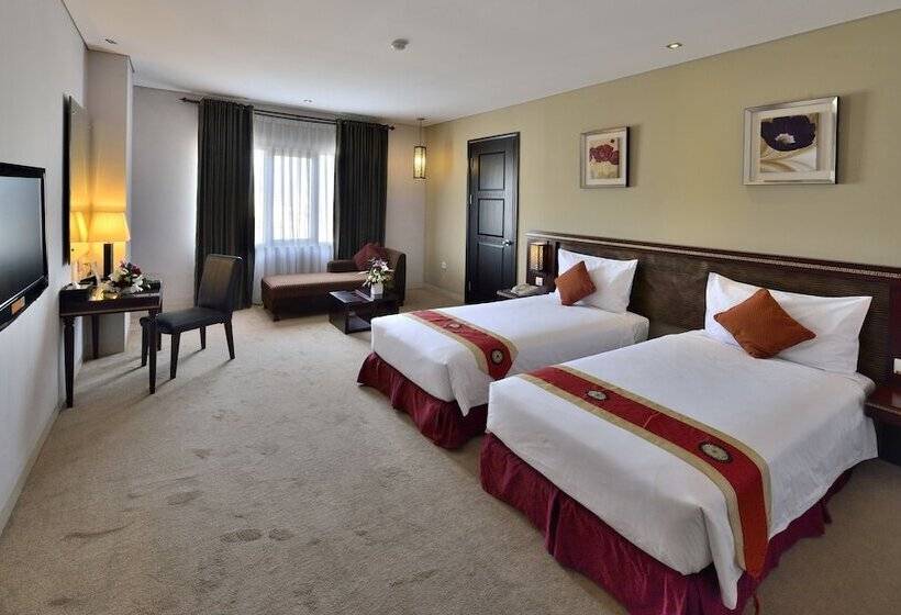 デラックスルーム, Gino Feruci Kebon Jati By Kagum Hotels
