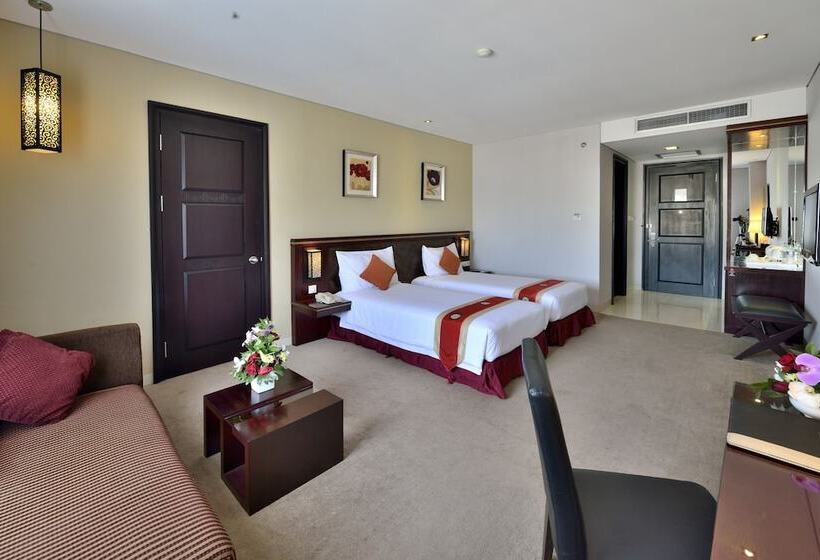 디럭스 룸, Gino Feruci Kebon Jati By Kagum Hotels