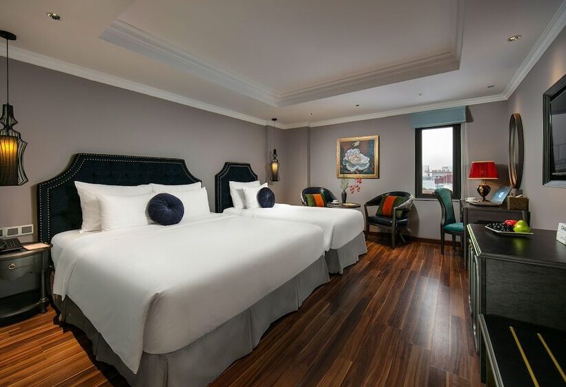 اتاق لوکس سه تخته, Hanoi L Heritage Hotel & Gym   Spa