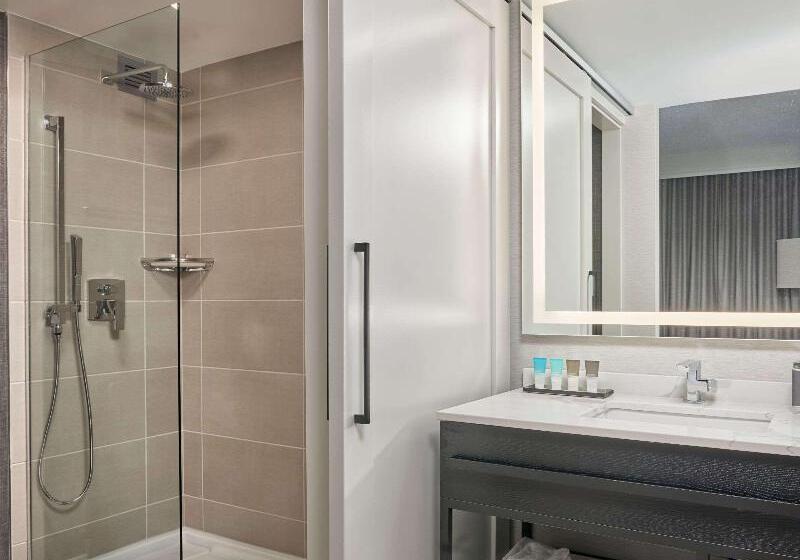 اتاق لوکس سه تخته, Hanoi L Heritage Hotel & Gym   Spa