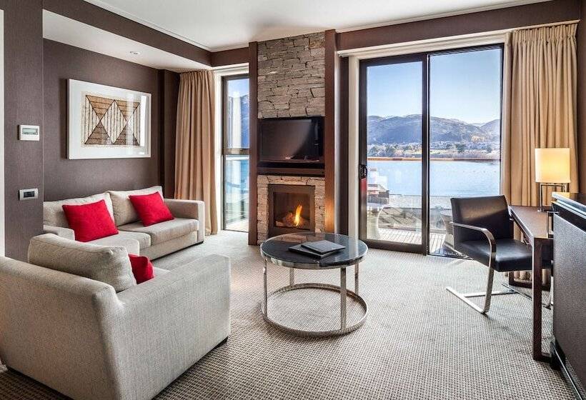 豪华湖景房, Hilton Queenstown Resort & Spa