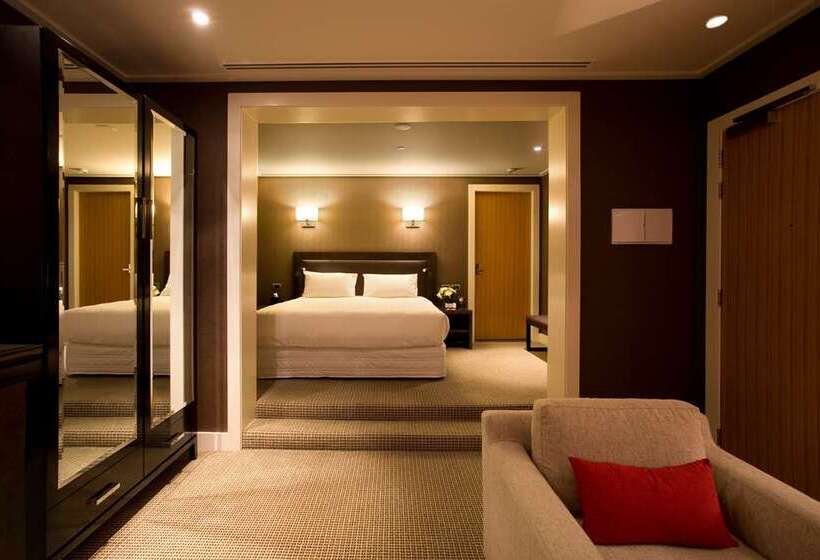 带大床的标准间, Hilton Queenstown Resort & Spa