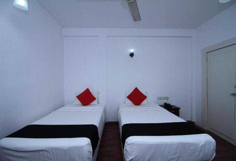 اتاق استاندارد, Royal Castle