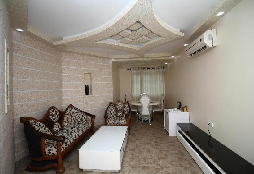 Suite, Royal Castle
