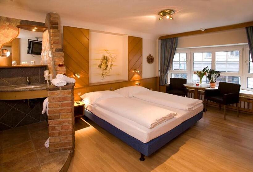 اتاق عادی, Schwarzer Bar