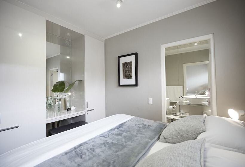 جناح ديلوكس, The Hyde All Suite