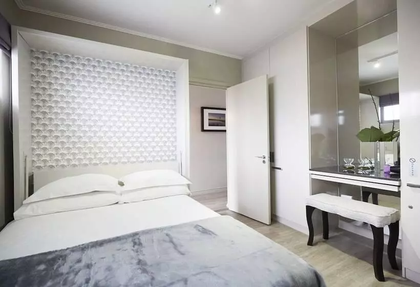 سوییت اجرایی, The Hyde All Suite