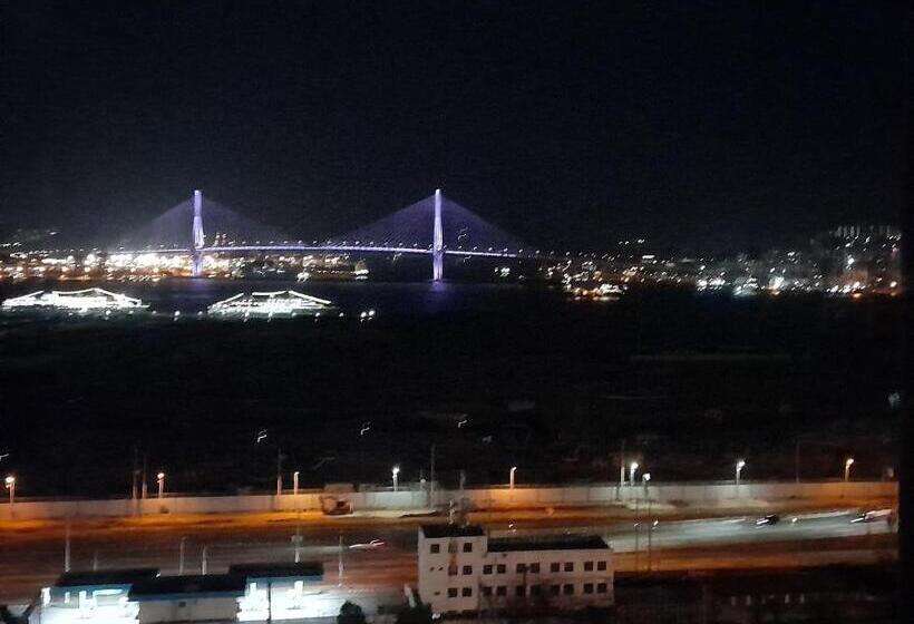 Номер Стандарт, Toyoko Inn Busan Station1