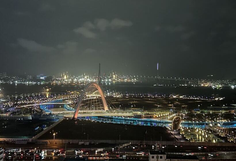Номер Стандарт, Toyoko Inn Busan Station1