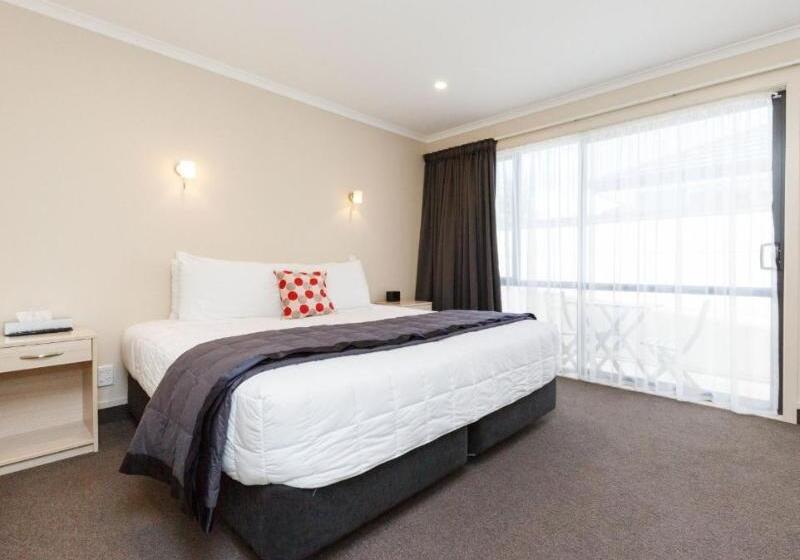 شقة 3 غرف, Kauri Court Motel