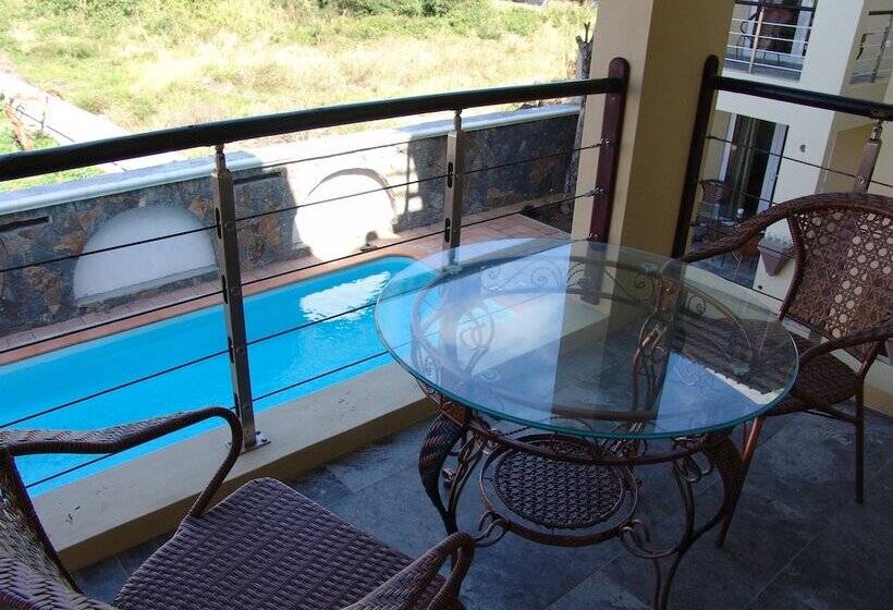 آپارتمان 1 خوابه, Villa Narmada