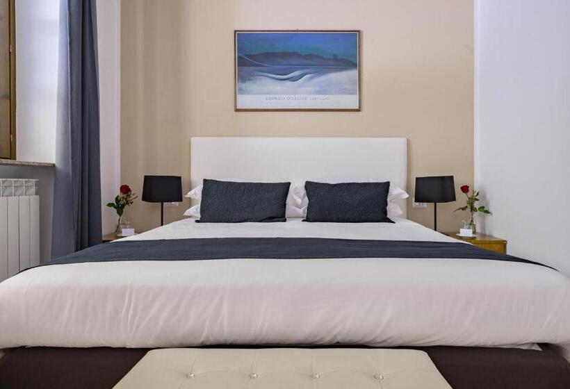 غرفة سوبيريور, Donna Laura